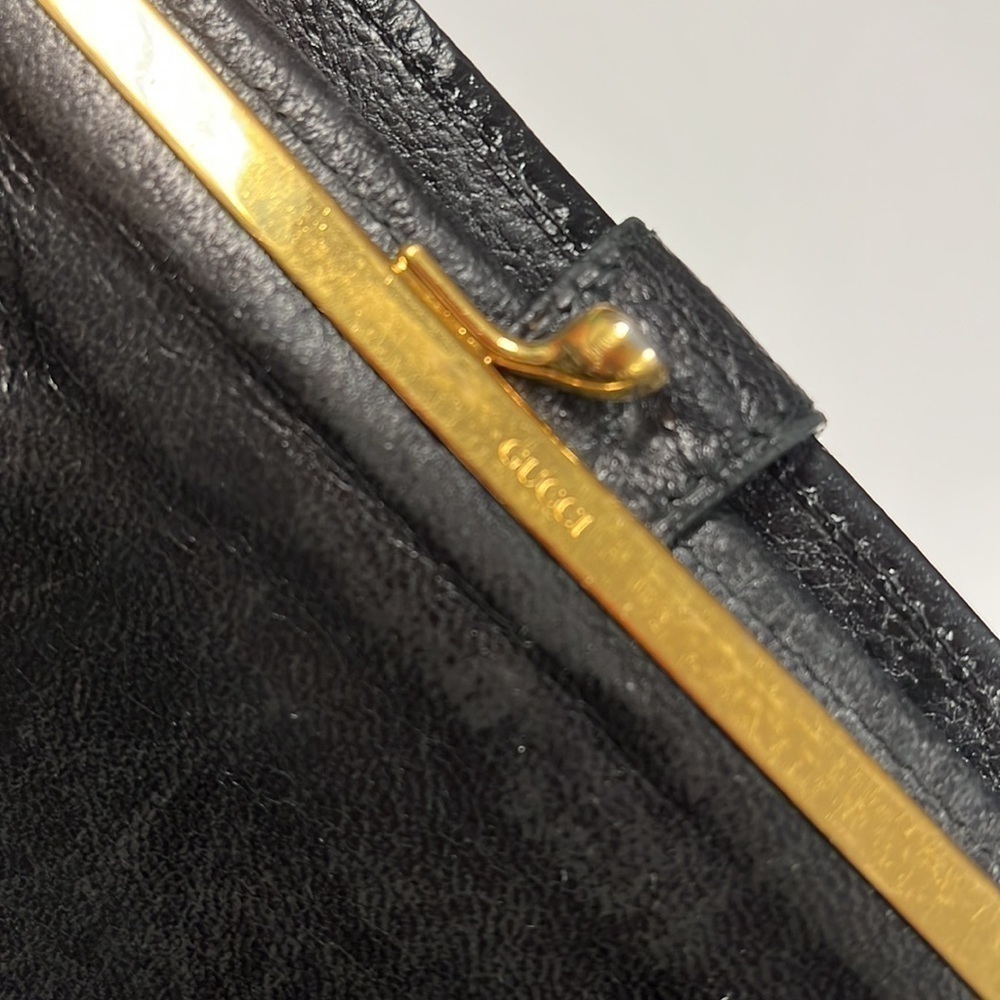 Vintage Gucci Kisslock Trifold Clutch Wallet - Picture 8 of 15